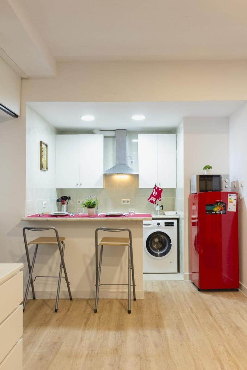 Alojamiento Central Madrid Bagian luar foto